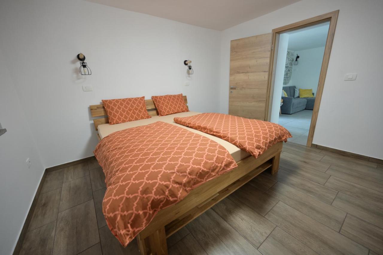 Apartments Ten Sen Кобарид Екстериор снимка